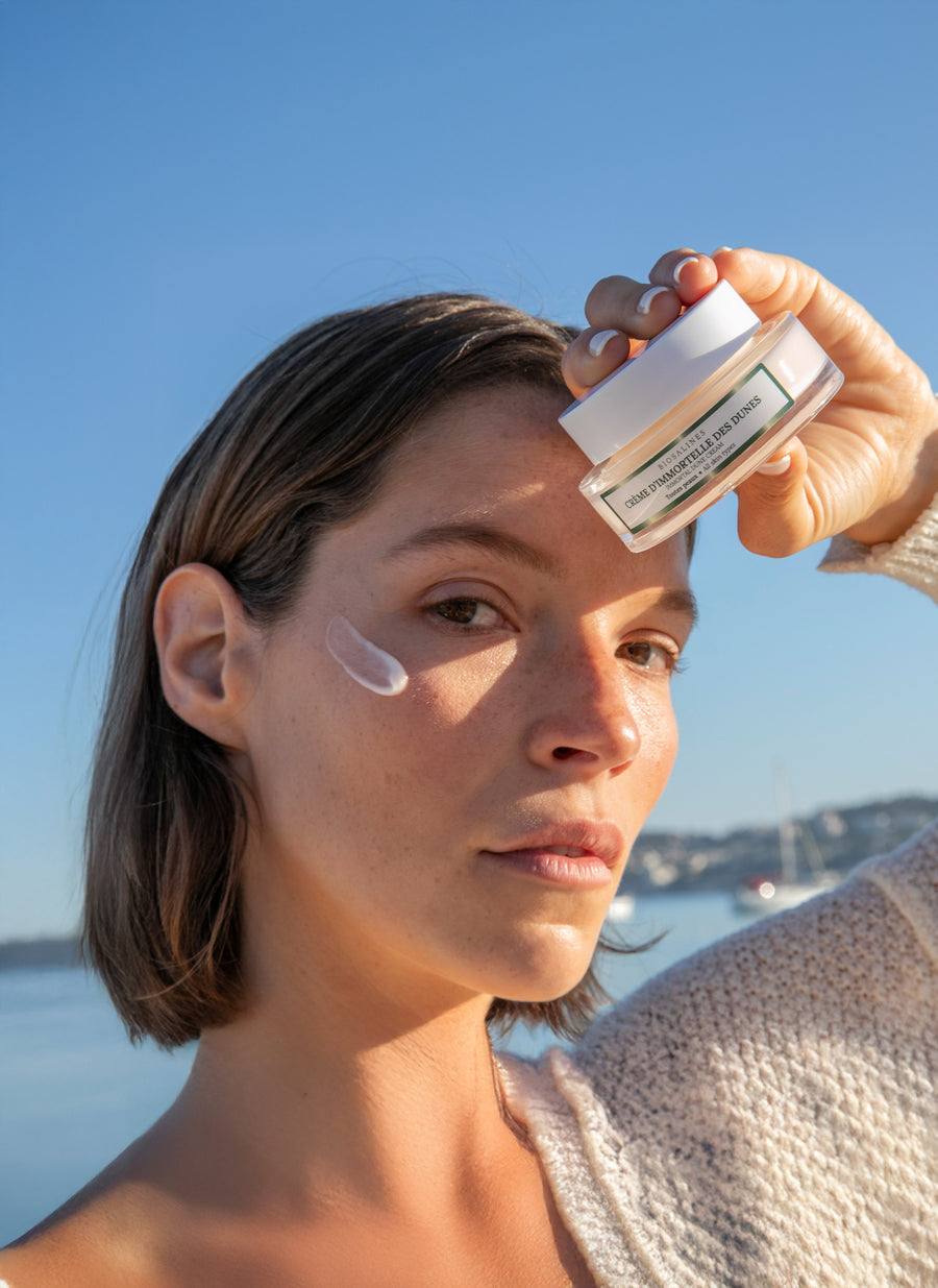 Comment utiliser la crème anti-âge  à l'immortelle des dunes